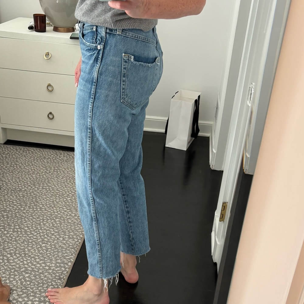AMO Light Blue Ankle Jeans slightly distressed